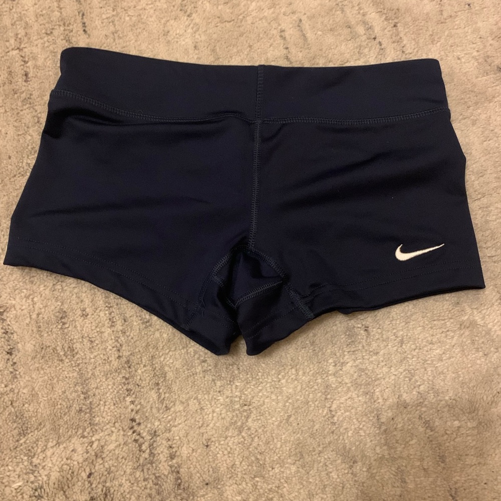 2 Nike booty spandex for the price of 1!